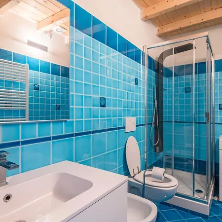 Le 3 Sirene * ليفانتو