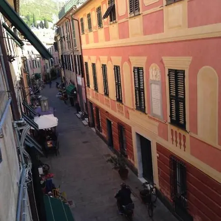 Le 3 Sirene 아파트 레반토